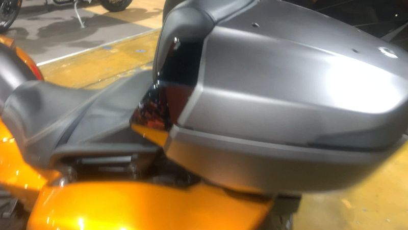 New 2024 Can-Am SPYDER F3 LIMITED SPECIAL SERIES (SE6) Image 4