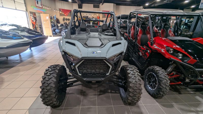 2025 Polaris RZR PRO XP SPORT  STORM GRAYImage 6