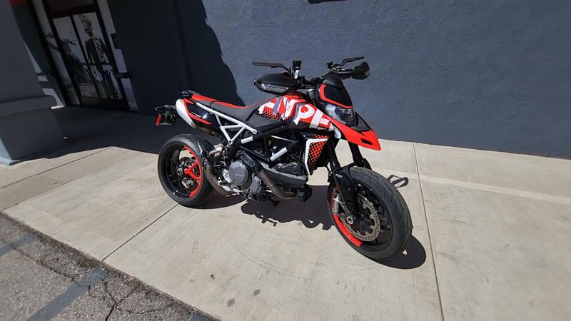 Used 2022 Ducati HYPERMOTARD 950 RVE Image 5