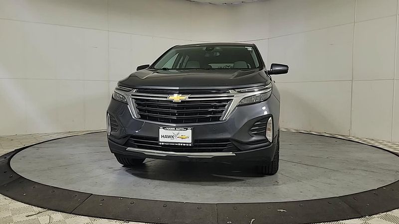 2023 Chevrolet Equinox LT photo 2