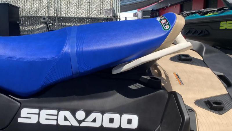 New 2025 Sea-Doo SPARK FOR 3 90 TRIXX Image 4