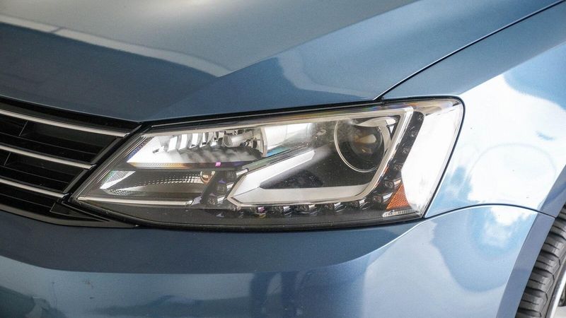 2016 Volkswagen Jetta 1.8T SELImage 8