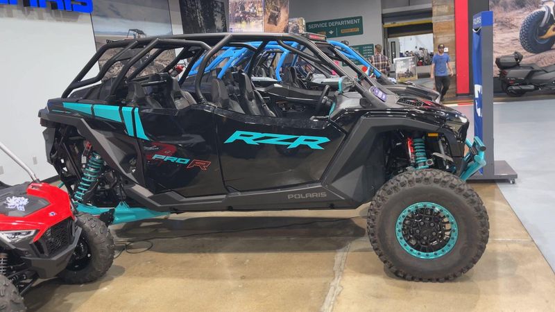 New 2025 Polaris RZR PRO R 4 ULTIMATE Image 5
