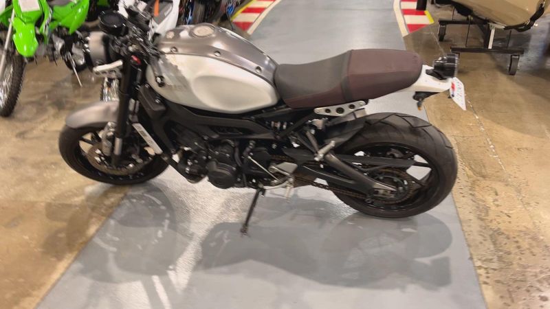 Used 2016 Yamaha XSR900 CA Image 9