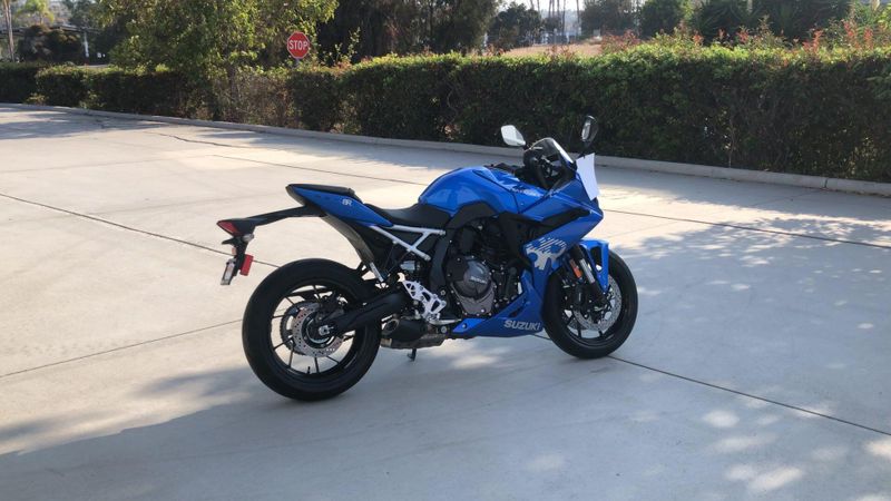 New 2026 Suzuki GSX-8R Image 9