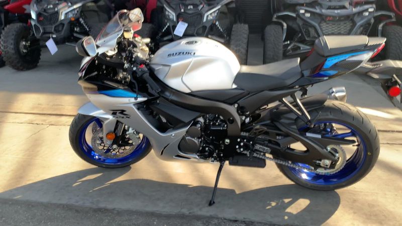New 2026 Suzuki GSX-R600 Image 5