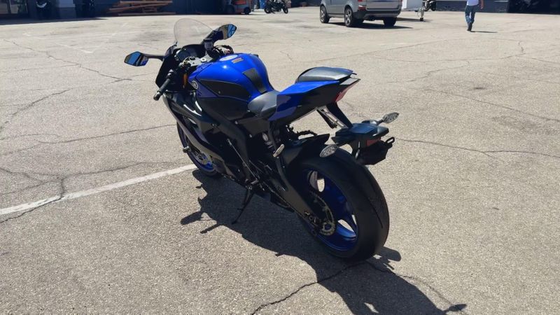 Used 2019 Yamaha YZF-R6 Image 6