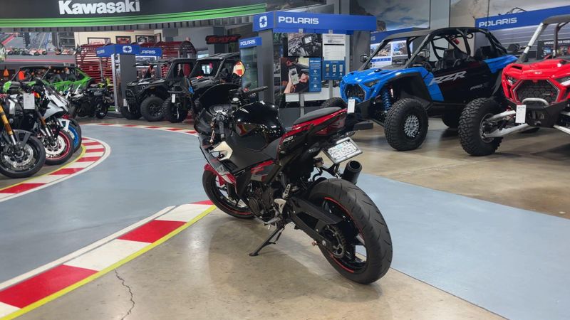 Used 2021 Kawasaki NINJA 400 ABS Image 6