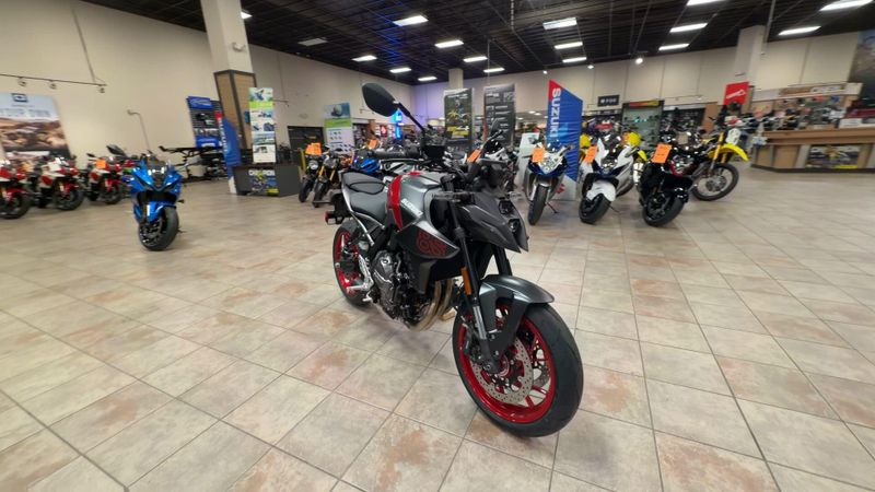 New 2026 Suzuki GSX-8S Image 3