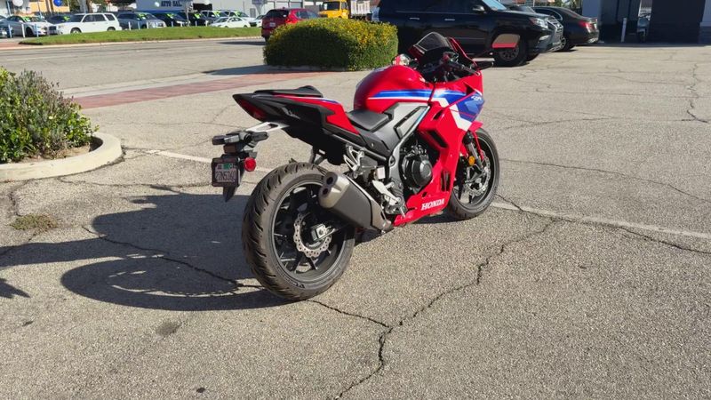 Used 2025 Honda CBR500R Image 8