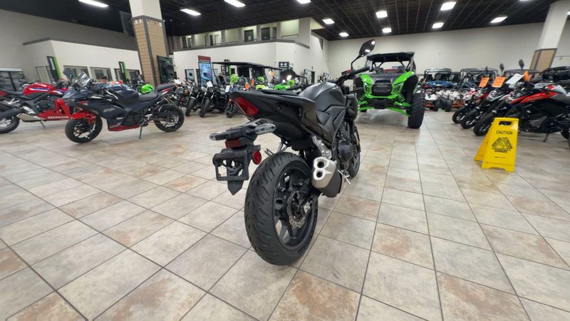 New 2025 Honda CB500F ABS Image 8