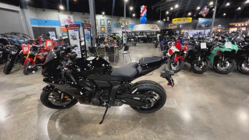 New 2026 Yamaha YZF-R3 ABS Image 5