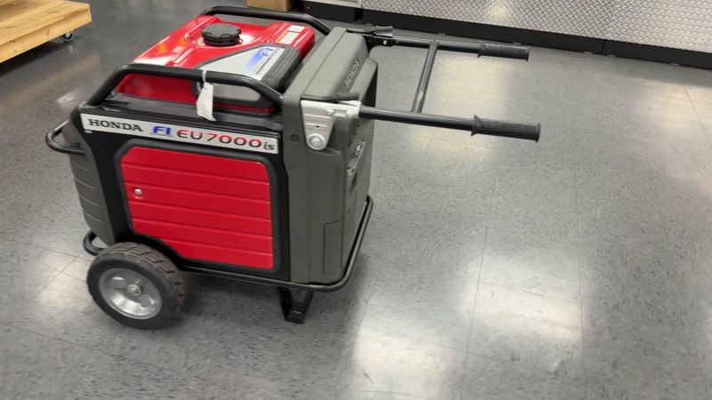 New 2026 Honda EU7000IS Image 2