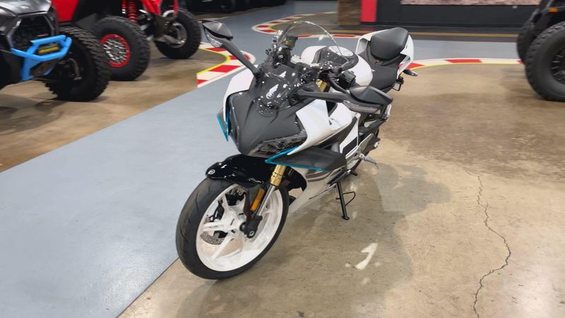 New 2026 CFMOTO 450SS Image 8