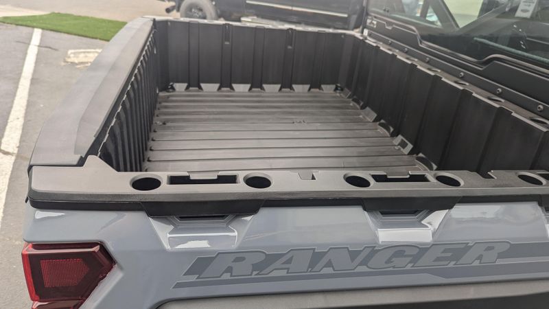 2025 Polaris RANGER CREW XP 1000 NORTHSTAR EDITION PREMIUM STEALTH GRAYImage 13