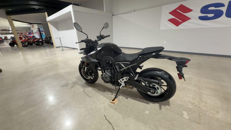 New 2026 Suzuki GSX-8S Image 6