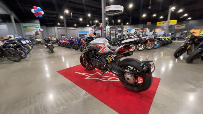 Used 2022 Mv Agusta BRUTALE 1000 NURBURGRING Image 6
