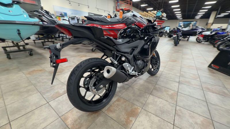 New 2026 Yamaha YZF-R3 ABS Image 9