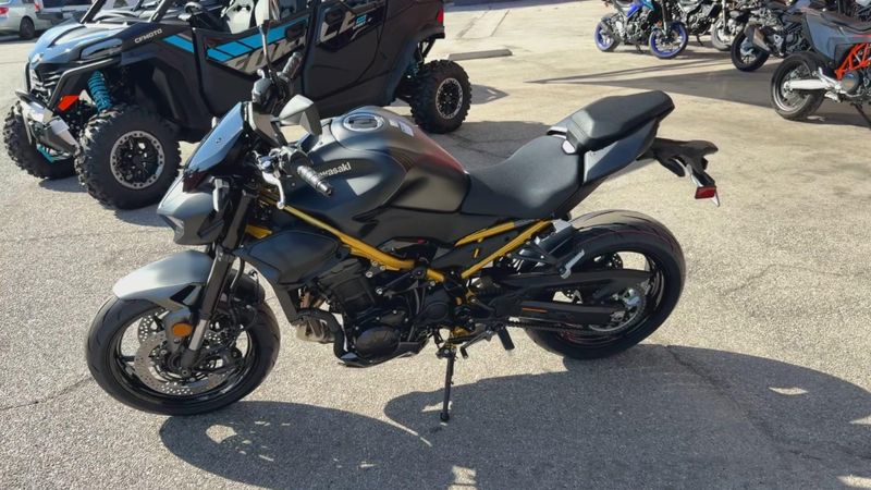 New 2026 Kawasaki Z900 ABS Image 9