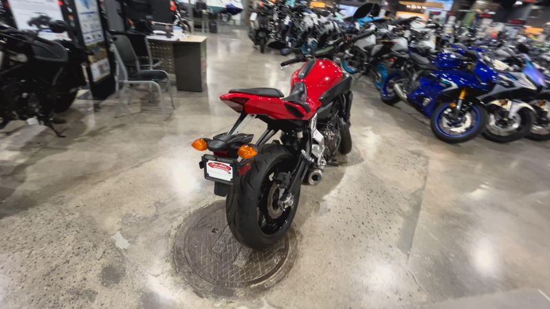 Used 2017 Yamaha FZ-07 Image 8