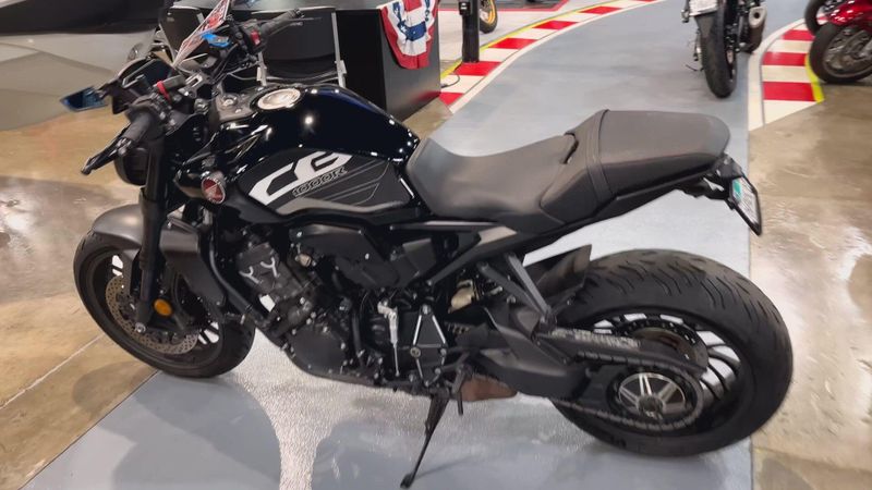 Used 2022 Honda CB1000R ABS Image 2