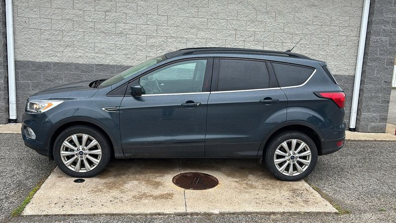 2019 Ford Escape SELImage 2
