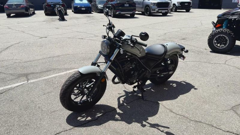 New 2026 Honda REBEL 300 E-CLUTCH Image 8