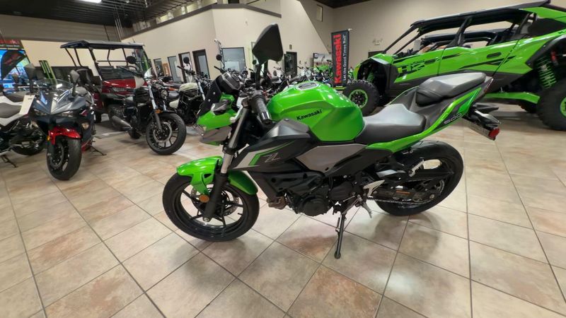 Used 2024 Kawasaki Z500 ABS Image 5