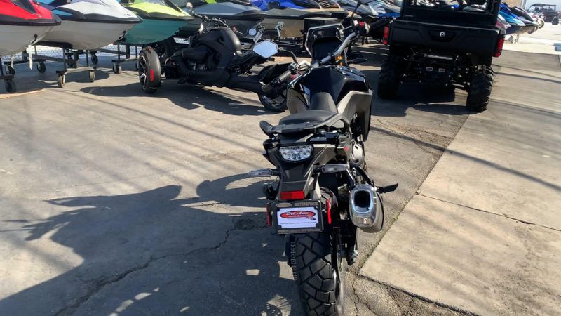 New 2025 Suzuki V-STROM 800DE Image 8