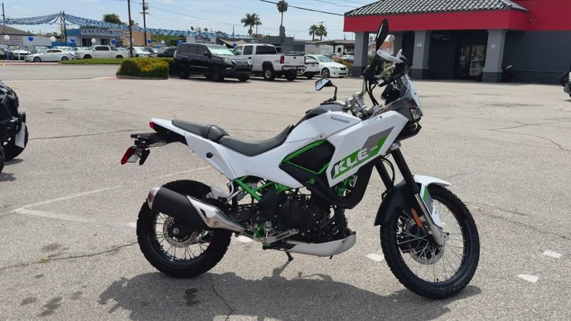 New 2026 Kawasaki KLE500 SE ABS Image 5