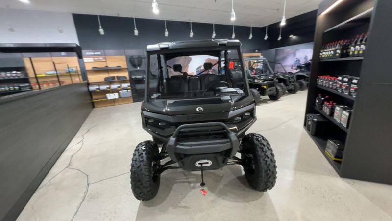 New 2026 Can-Am DEFENDER MAX XT HD11 WITH 10.25 IN. INFOTAINMENT Image 6