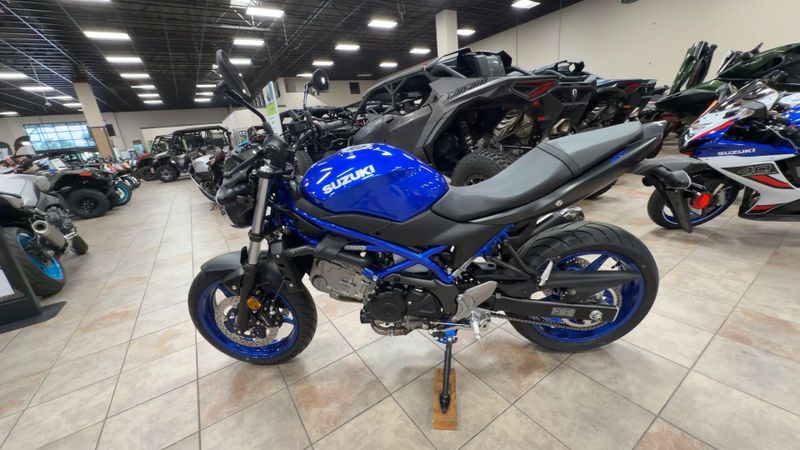New 2026 Suzuki SV650 ABS Image 6