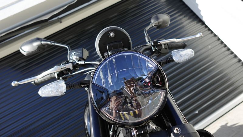 New 2025 Triumph Trident 660 