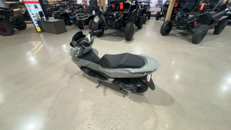 New 2026 Honda PCX ABS Image 5