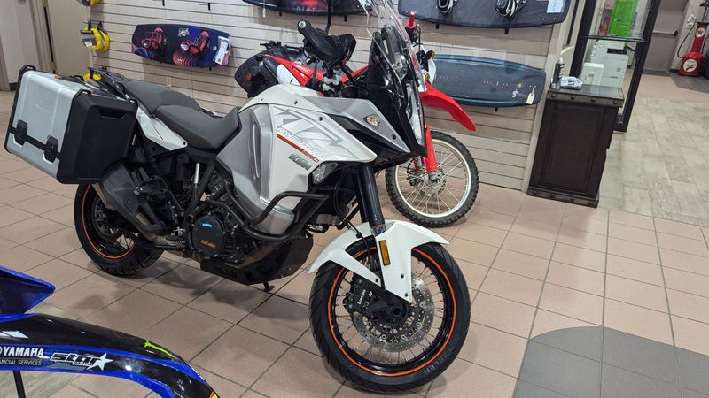 2016 KTM SUPER ADVENTURE 1290Image 1