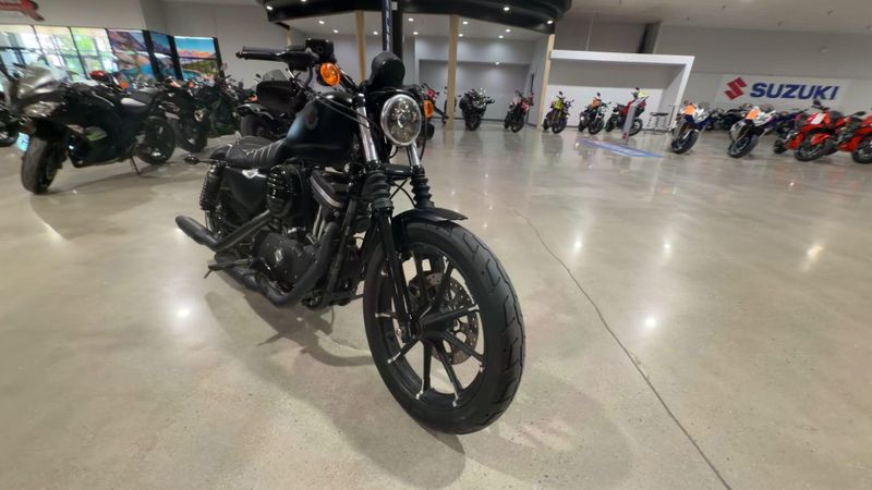 Used 2020 Harley-Davidson SPORTSTER IRON 883 Image 3