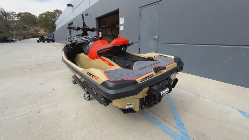 2025 Sea-Doo RXT-X 325 (SOUND SYSTEM) Image 7