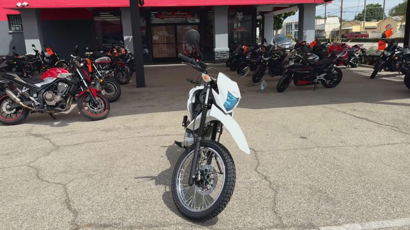 New 2026 Honda XR150L Image 3