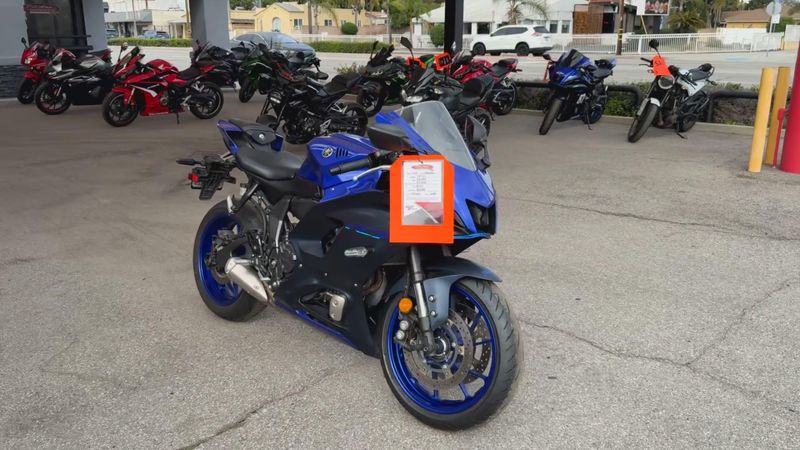 Used 2022 Yamaha YZF R7 Image 6