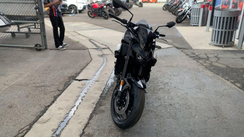 New 2025 Kawasaki Z900 ABS Image 3