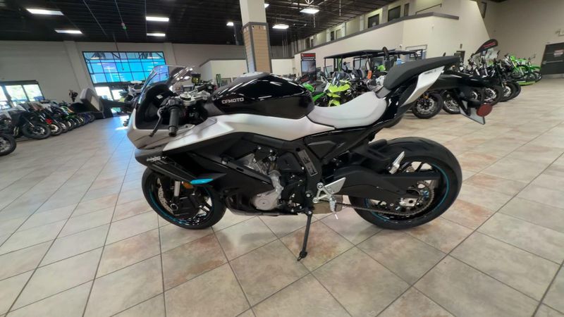 New 2026 CFMOTO 675SS Image 6
