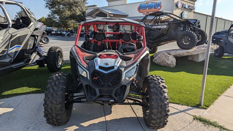 2024 Can-Am MAVERICK X3 MAX X DS TURBO RR FIERY RED AND HYPER SILVERImage 4