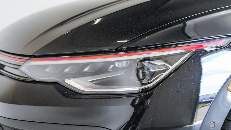 New 2025 Volkswagen Golf GTI AutobahnImage 7