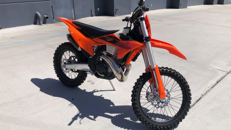 New 2027 KTM 250 XC Image 5