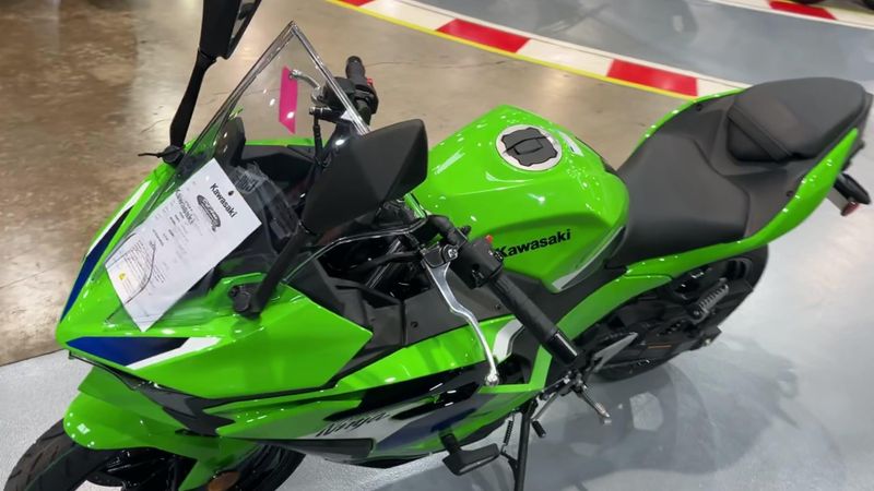 New 2026 Kawasaki NINJA 500 SE ABS Image 2