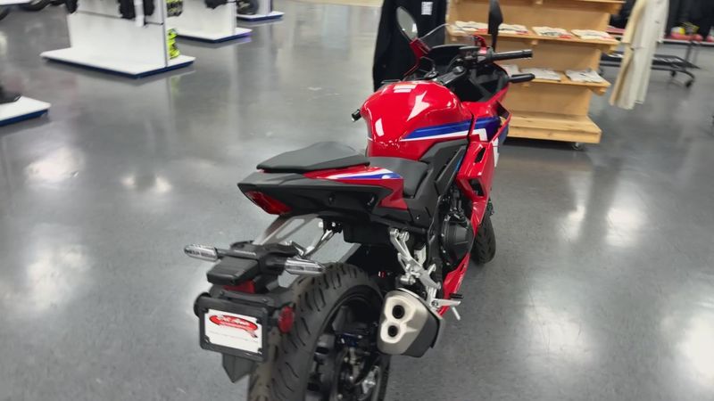 New 2025 Honda CBR500R ABS Image 9