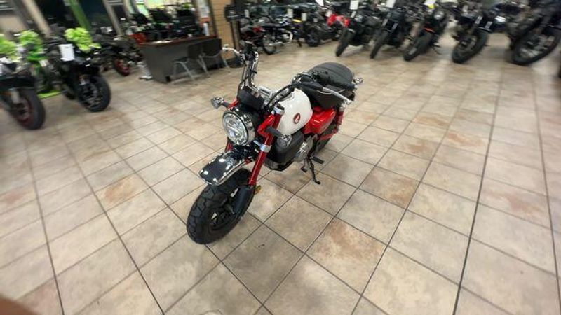 New 2025 Honda MONKEY ABS Image 8