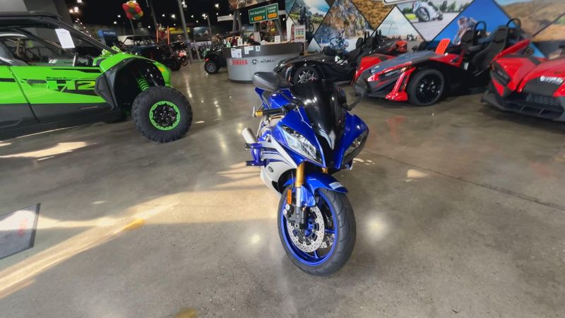 Used 2016 Yamaha YZF-R6 Image 3