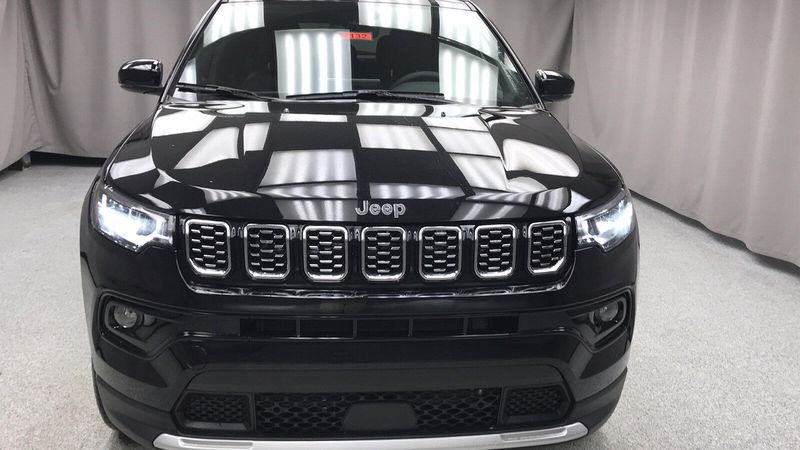 2025 Jeep Compass Limited 4x4Image 26