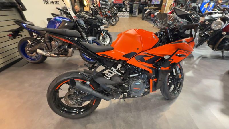 Used 2022 KTM RC 390 Image 9